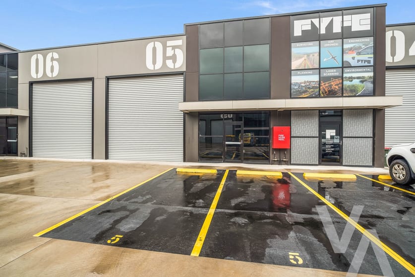 Click to view all images Unit 5/6 Parish Drive Beresfield NSW 2322 - Image 1