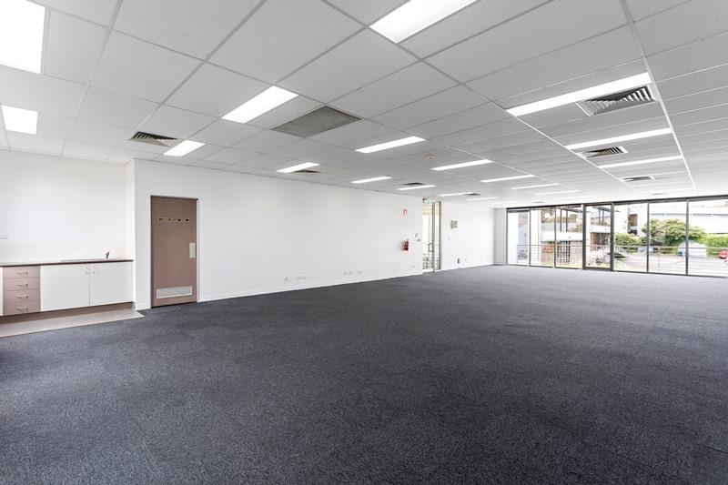 Click to view all images Unit 14/828 High Street Kew East VIC 3102 - Image 2