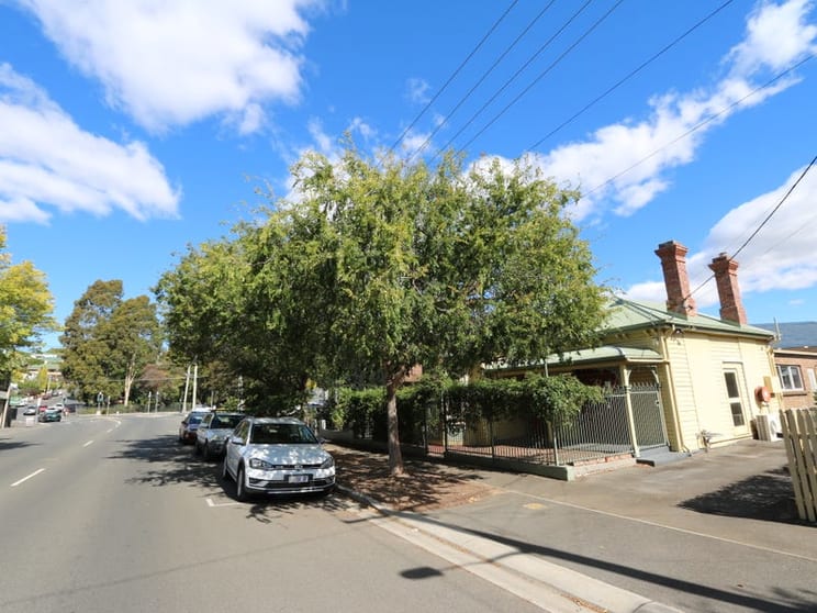 Click to view all images 20 Lawrence Street Launceston TAS 7250 - Image 3