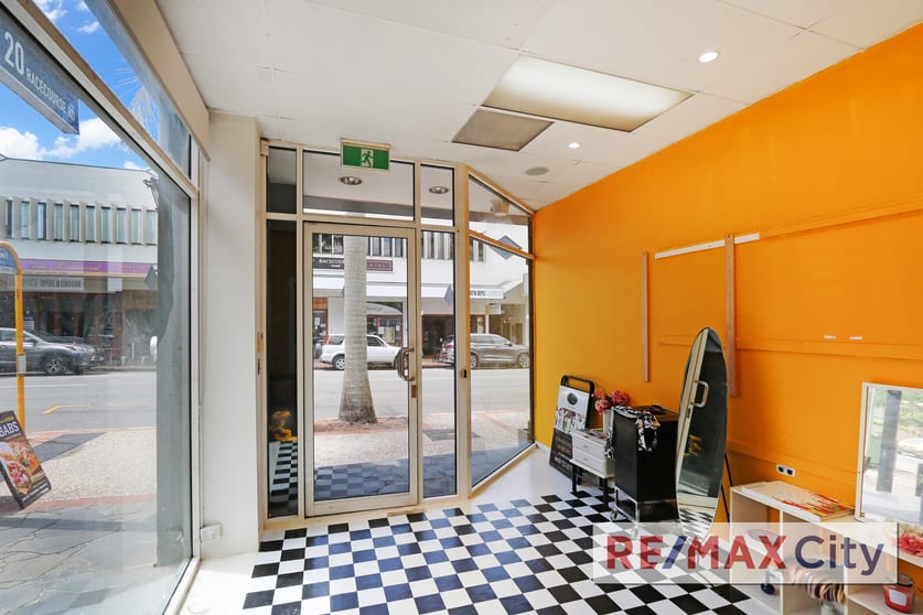 Click to view all images 1B/20 Racecourse Road Hamilton QLD 4007 - Image 2