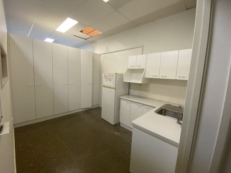 Click to view all images 1/67 Old Maryborough Road Pialba QLD 4655 - Image 3