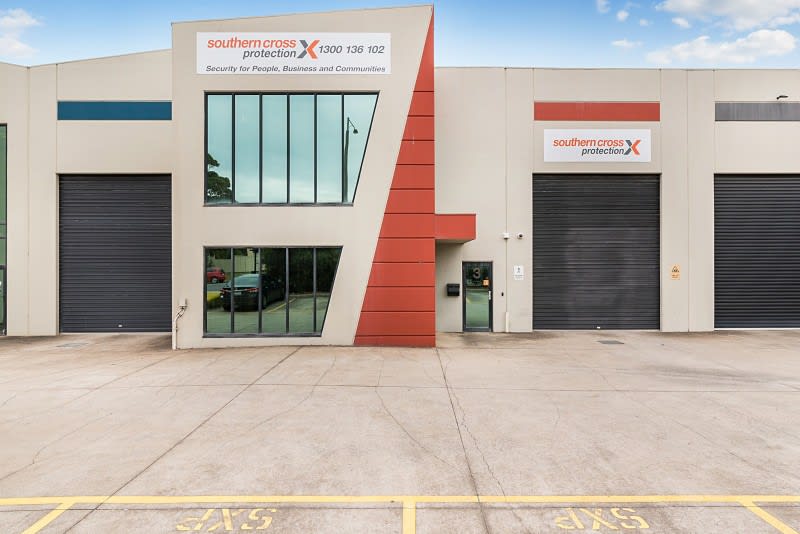 Click to view all images 3/84-86 Lambeck Drive Tullamarine VIC 3043 - Image 2