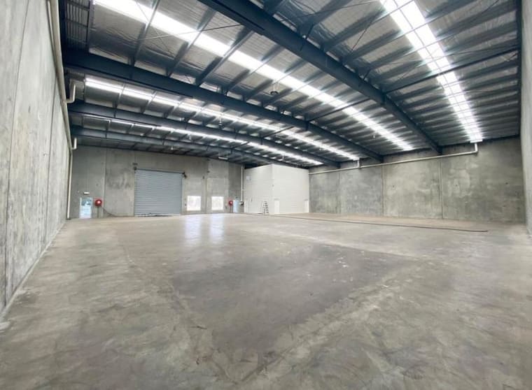 Click to view all images 27 Venture Drive Sunshine VIC 3020 - Image 2