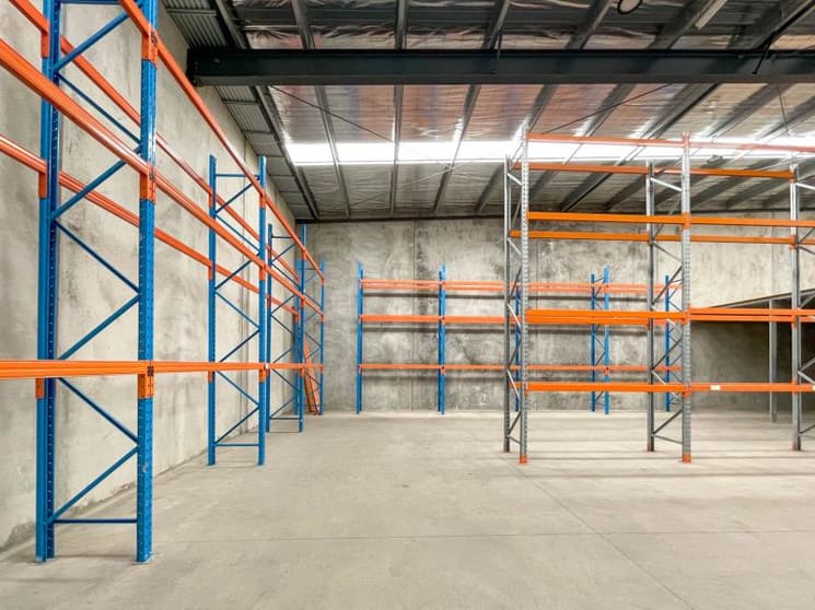 Click to view all images Unit/9/94 Boundary Road Sunshine West VIC 3020 - Image 2