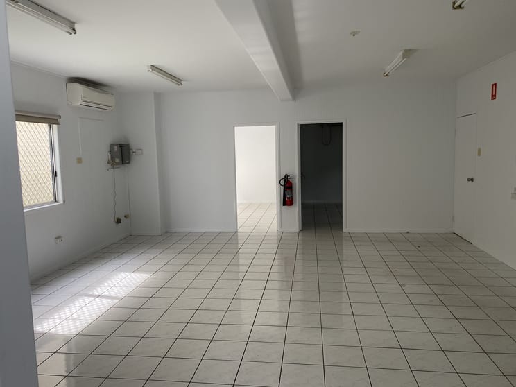 Click to view all images 48 Enterprise Street Paget QLD 4740 - Image 3