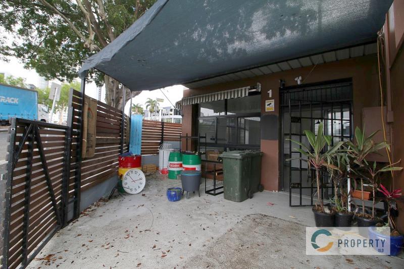 Click to view all images Unit 1/69 Montpelier Road Bowen Hills QLD 4006 - Image 1