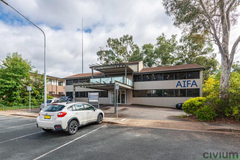 Click to view all images Unit 2/8 Lyons Place Lyons ACT 2606 - Image 2