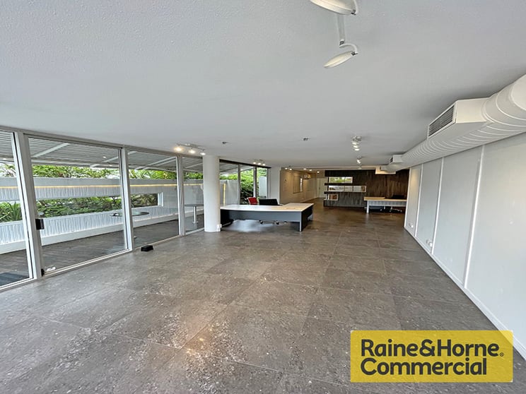 Click to view all images 1a/55 Douglas Street Milton QLD 4064 - Image 2