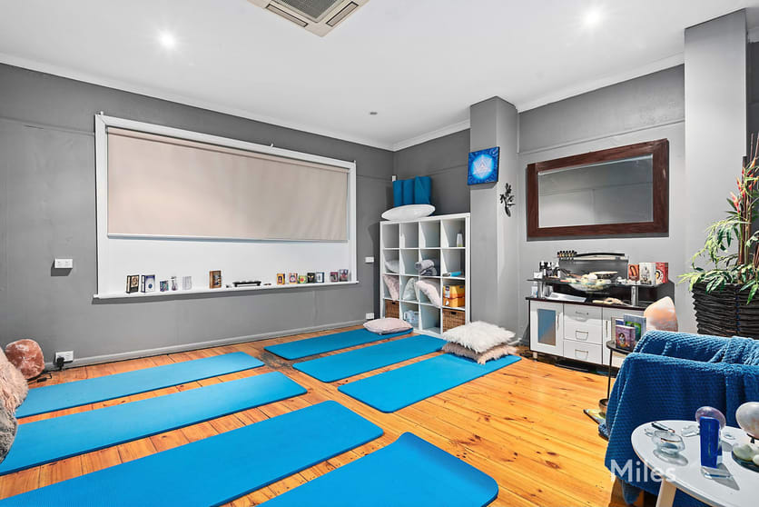 Click to view all images 1006 Main Road Eltham VIC 3095 - Image 3