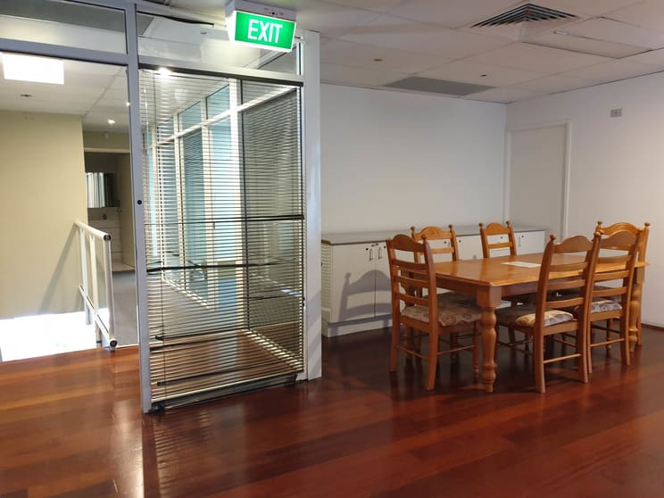 2B/95 Ashmore Road Bundall QLD 4217 - Image 4