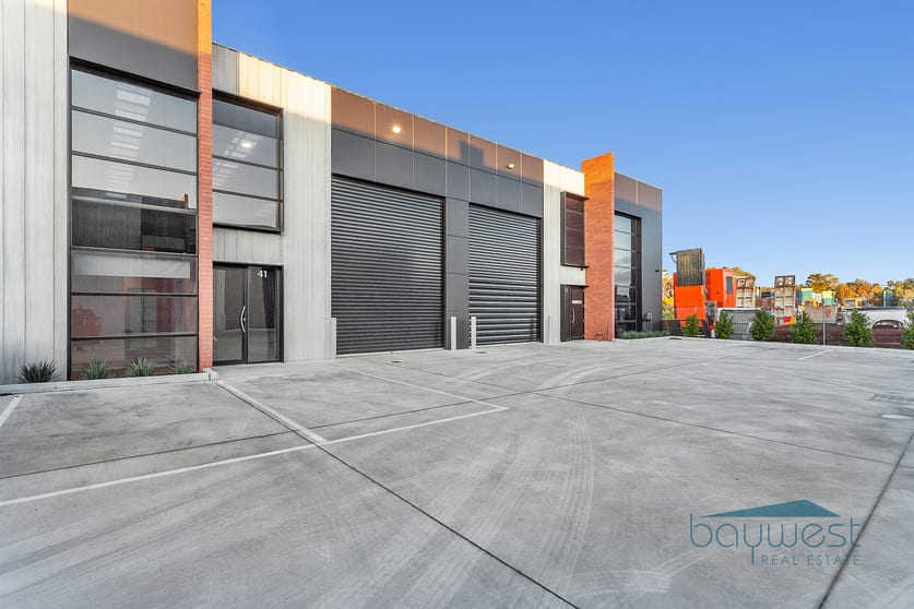 Click to view all images 1889 Frankston - Flinders Road Hastings VIC 3915 - Image 1