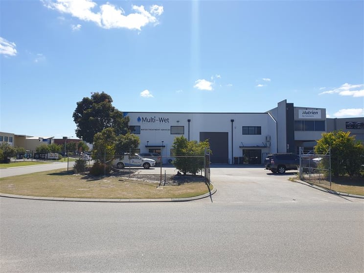 Click to view all images 2/36 Juna Drive Malaga WA 6090 - Image 1