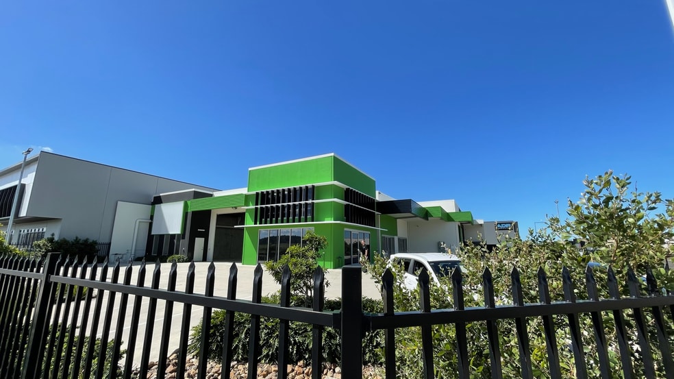 Click to view all images 17 Packer Road Baringa QLD 4551 - Image 2