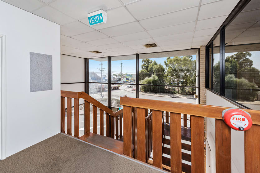 Click to view all images 1/14 Pitt Way Booragoon WA 6154 - Image 2