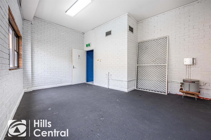 Click to view all images 291a Old Northern Road Castle Hill NSW 2154 - Image 2