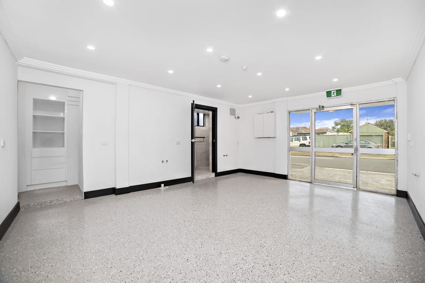 Click to view all images 3/286 Windang Road Windang NSW 2528 - Image 2