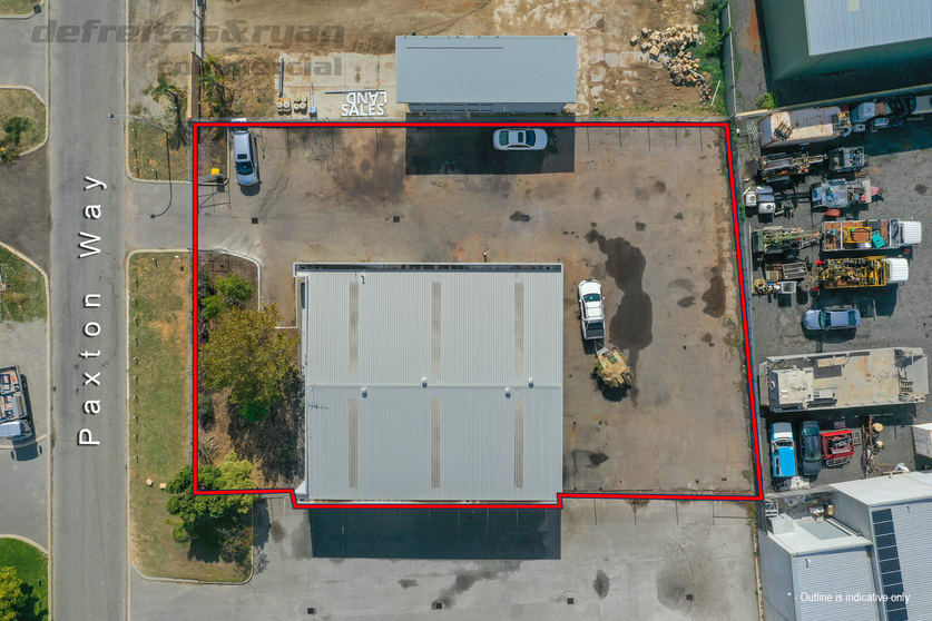 Click to view all images 13 Paxton Way Port Kennedy WA 6172 - Image 3