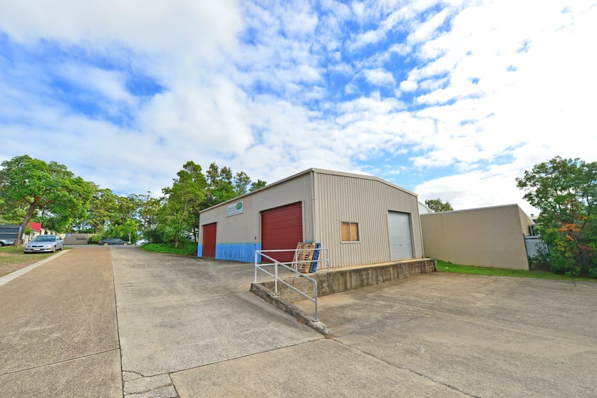 Click to view all images Unit 1/35 Rene Street Noosaville QLD 4566 - Image 3