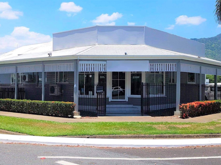 Click to view all images 15-21 Mayers Street Manunda QLD 4870 - Image 1