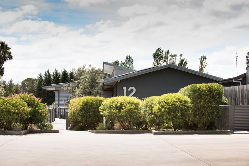 Click to view all images 12 Robertson Road Moss Vale NSW 2577 - Image 1