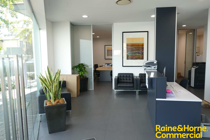 Click to view all images Liverpool NSW 2170 - Image 2