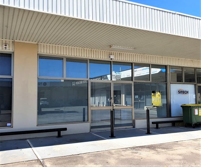 Click to view all images 3/19-25 Kembla St Fyshwick ACT 2609 - Image 2