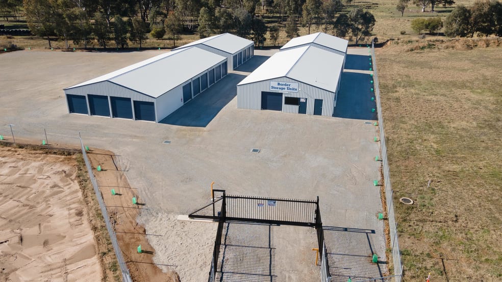 Click to view all images 27 Jarick Way Jindera NSW 2642 - Image 3