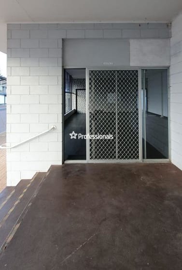 Click to view all images 7/120 Dempster Street Esperance WA 6450 - Image 2