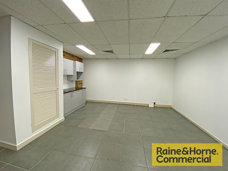 Click to view all images 9/14 Argyle Street Albion QLD 4010 - Image 2