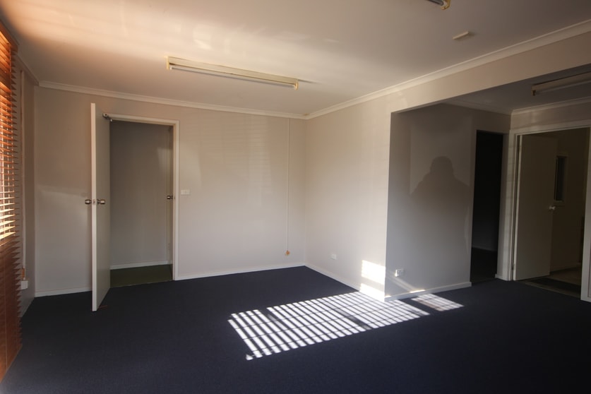 Click to view all images 2/1 Nicole Close Bayswater North VIC 3153 - Image 2