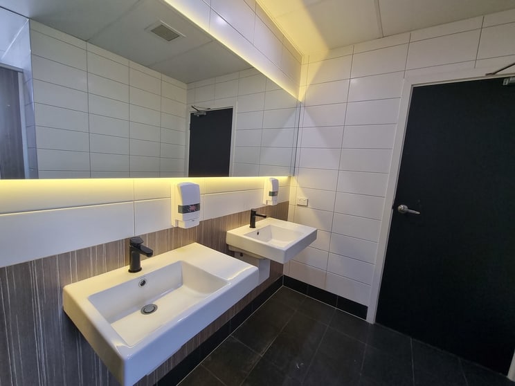 Click to view all images Belconnen ACT 2617 - Image 3