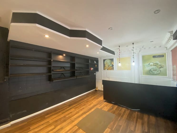 Click to view all images 970 Beaufort Street Inglewood WA 6052 - Image 3