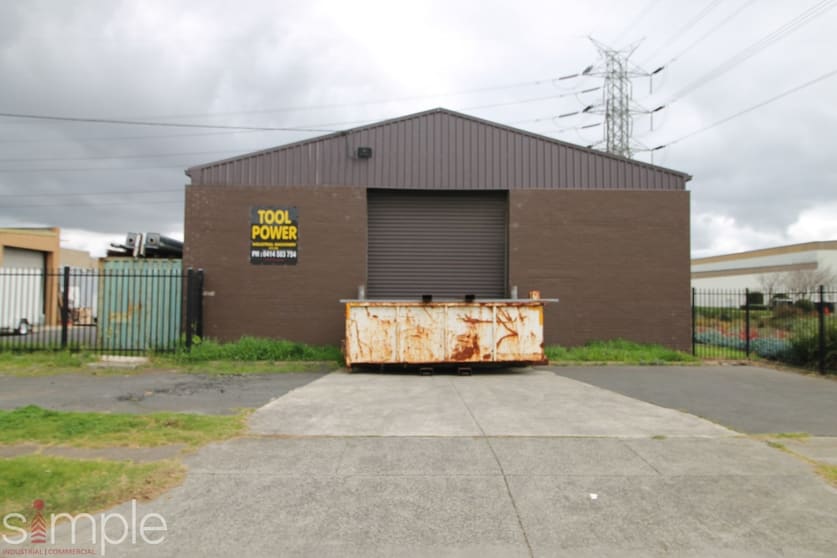 Click to view all images 73 Roberts Avenue Mulgrave VIC 3170 - Image 1