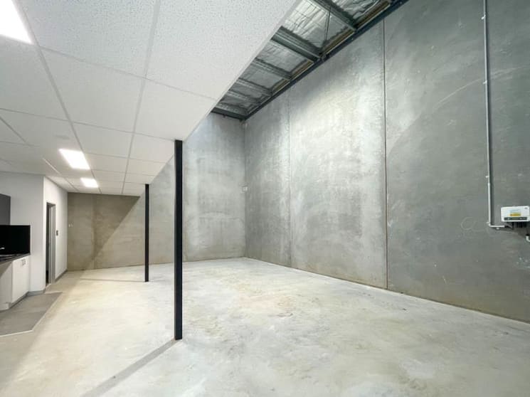 Click to view all images 15/20 Ponting Street Williamstown VIC 3016 - Image 3