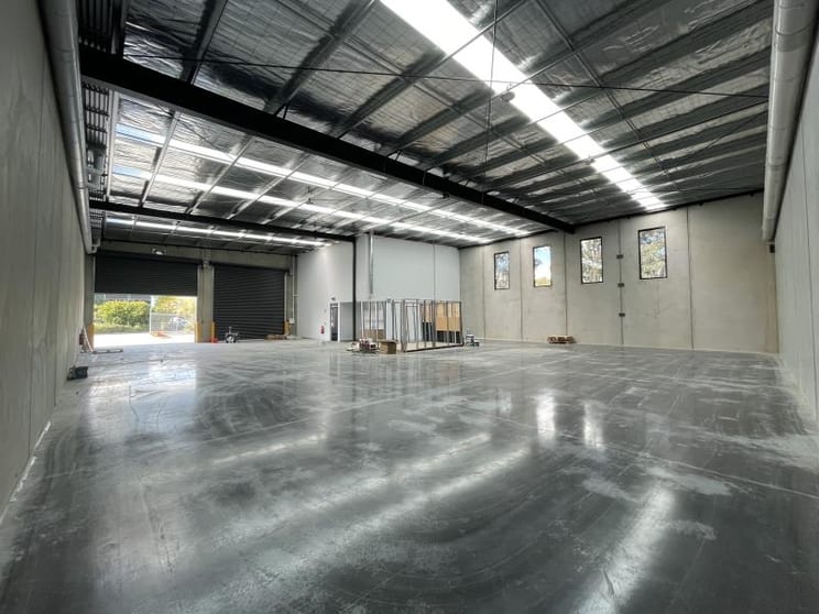 Click to view all images 39 Wharf Rd Port Melbourne VIC 3207 - Image 2