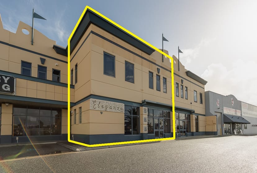 Click to view all images 2/68 - 70 Malaga Drive Malaga WA 6090 - Image 2