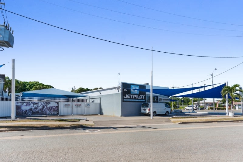 Click to view all images 247 Ross River Road Aitkenvale QLD 4814 - Image 2