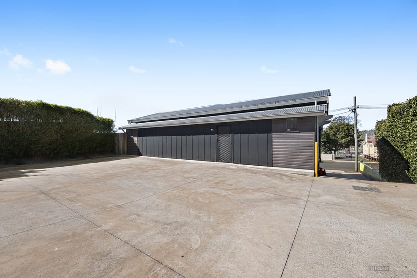 Click to view all images 57 Bellevue Street Toowoomba City QLD 4350 - Image 3