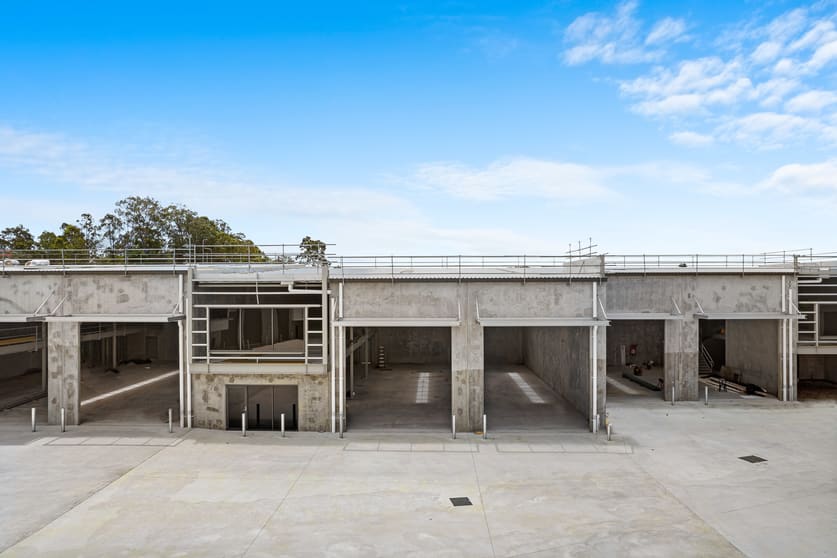 Click to view all images 2/5 Lacy Court Carrara QLD 4211 - Image 3