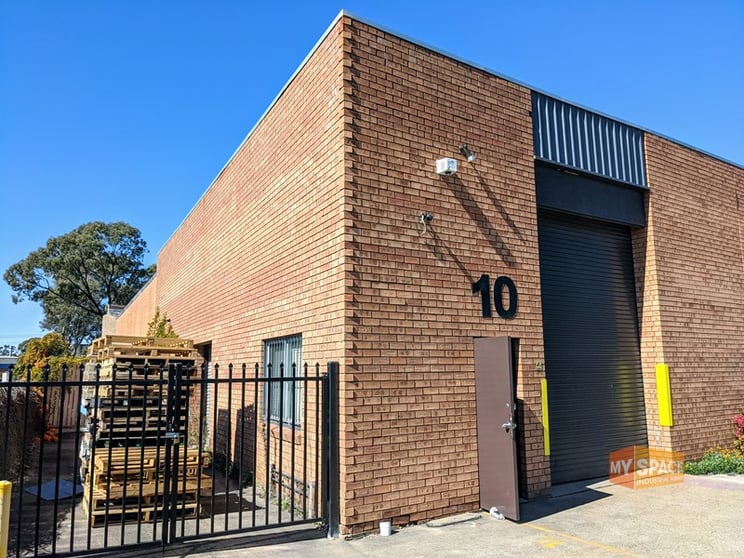 Click to view all images 10/13 Works Place Milperra NSW 2214 - Image 3