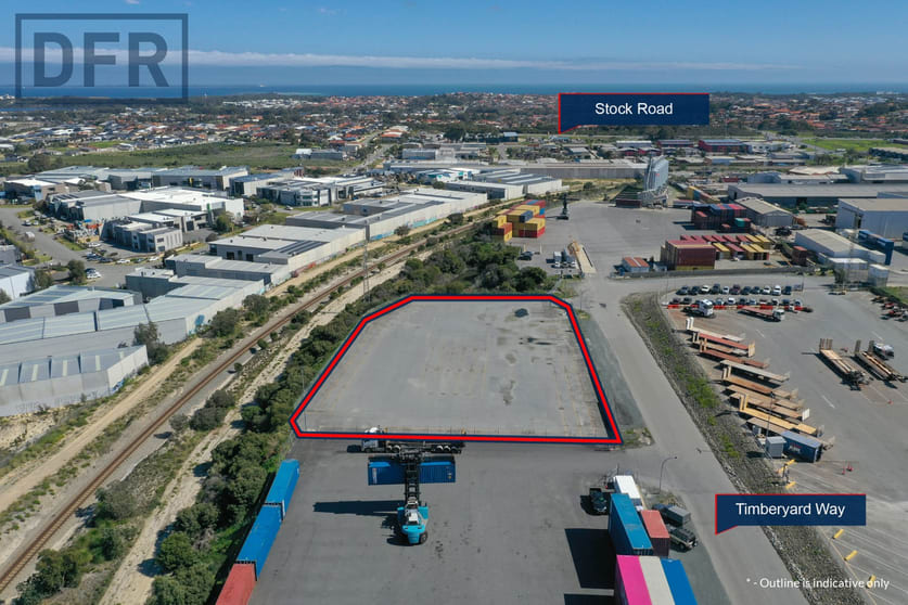 Click to view all images Yard D, Lot 446 Timberyard Way Bibra Lake WA 6163 - Image 2