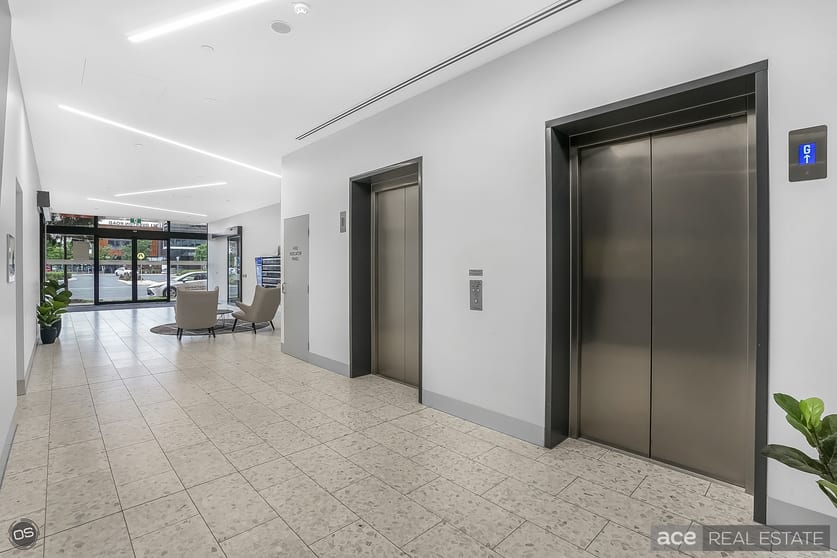 Click to view all images 212/111 Overton Road Williams Landing VIC 3027 - Image 3