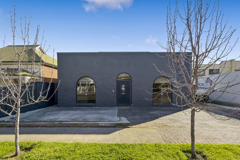 Click to view all images 25 Holland Street Thebarton SA 5031 - Image 1