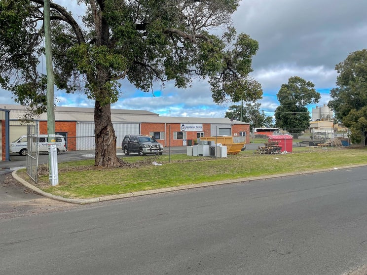 Click to view all images Unit 2/5 Major Street Davenport WA 6230 - Image 1