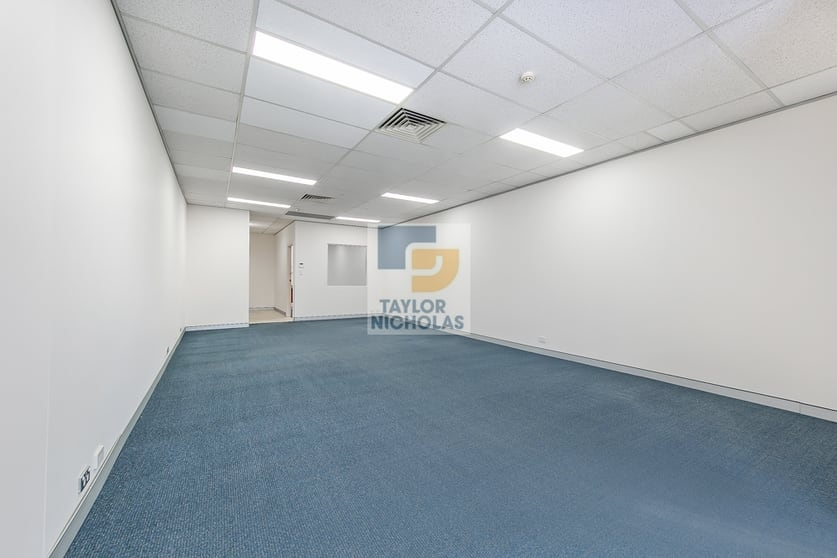 Click to view all images 15A/10 Gladstone Road Castle Hill NSW 2154 - Image 2