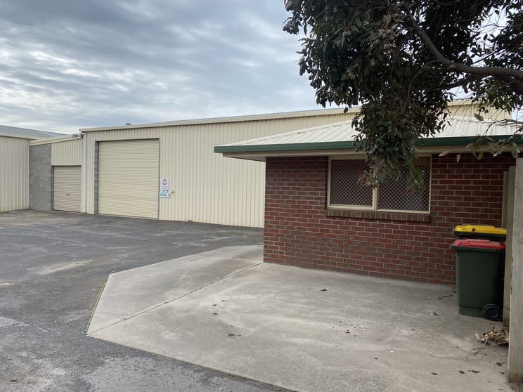 Click to view all images 1/12 Cooper Street Warrnambool VIC 3280 - Image 2