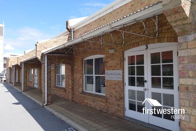 Click to view all images 1/4 Gugeri Street Claremont WA 6010 - Image 1