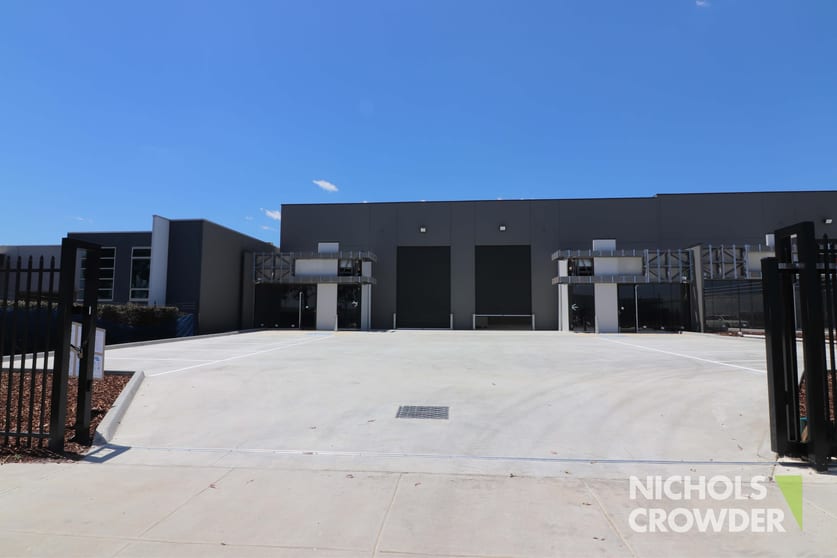 Click to view all images 2/2C Access Way Carrum Downs VIC 3201 - Image 1