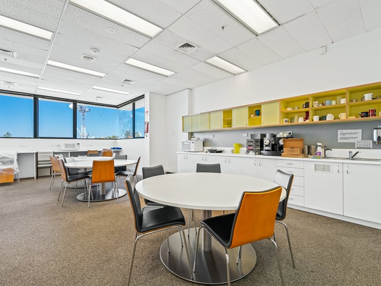 3/310-316 Vulture St Kangaroo Point QLD 4169 - Image 3
