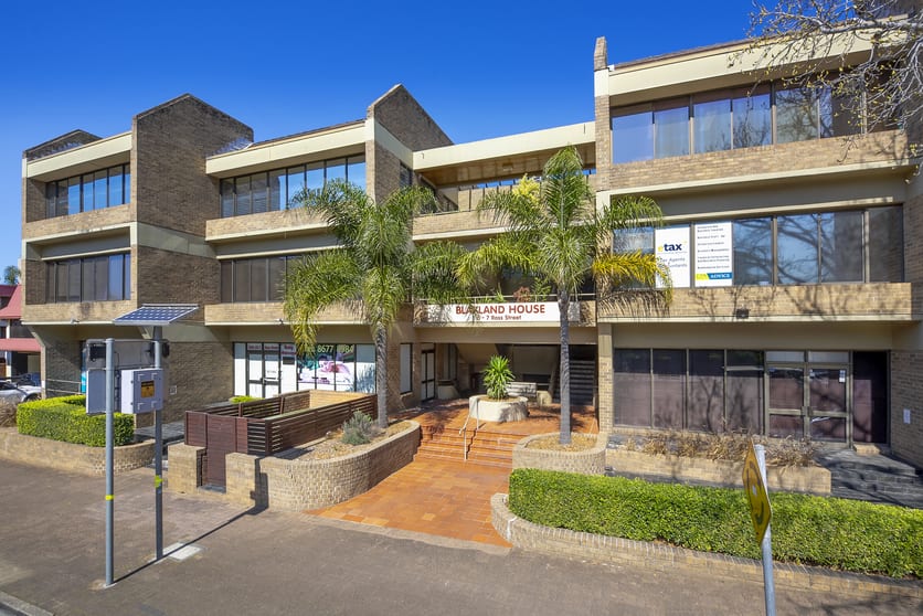 Click to view all images 11/5-7 Ross Street Parramatta NSW 2150 - Image 1